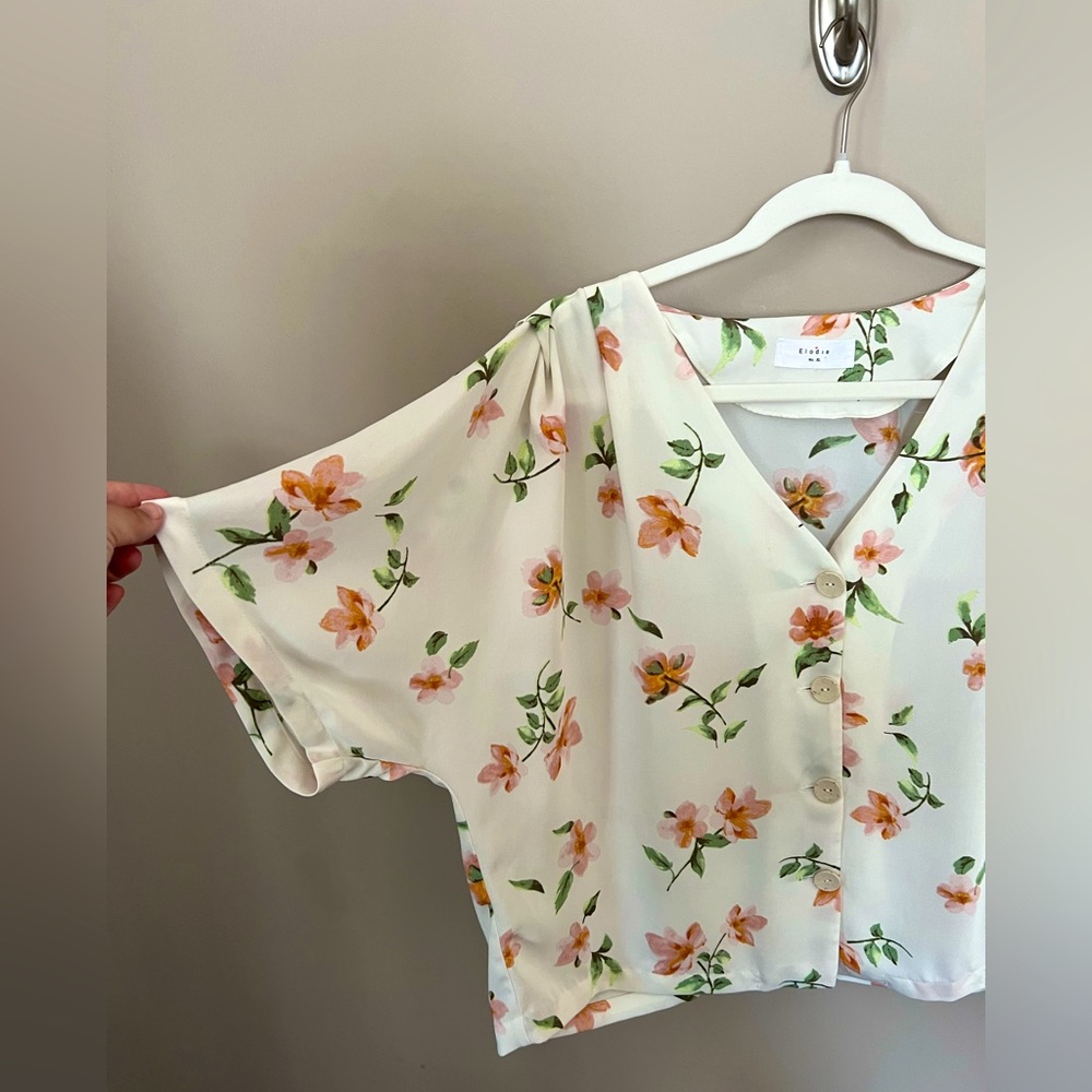 Eloise button up floral top, size XL